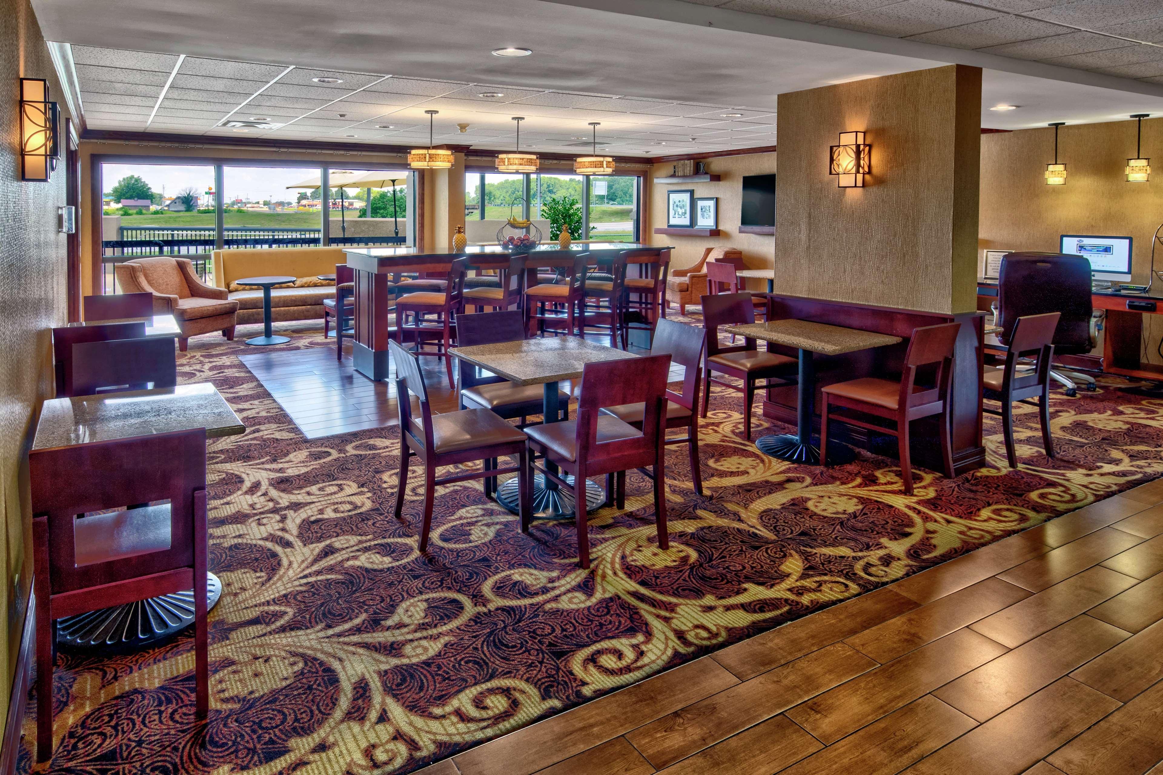 Hampton Inn Corinth Exterior foto