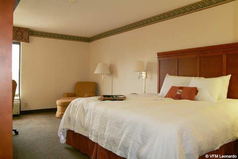 Hampton Inn Corinth Zimmer foto